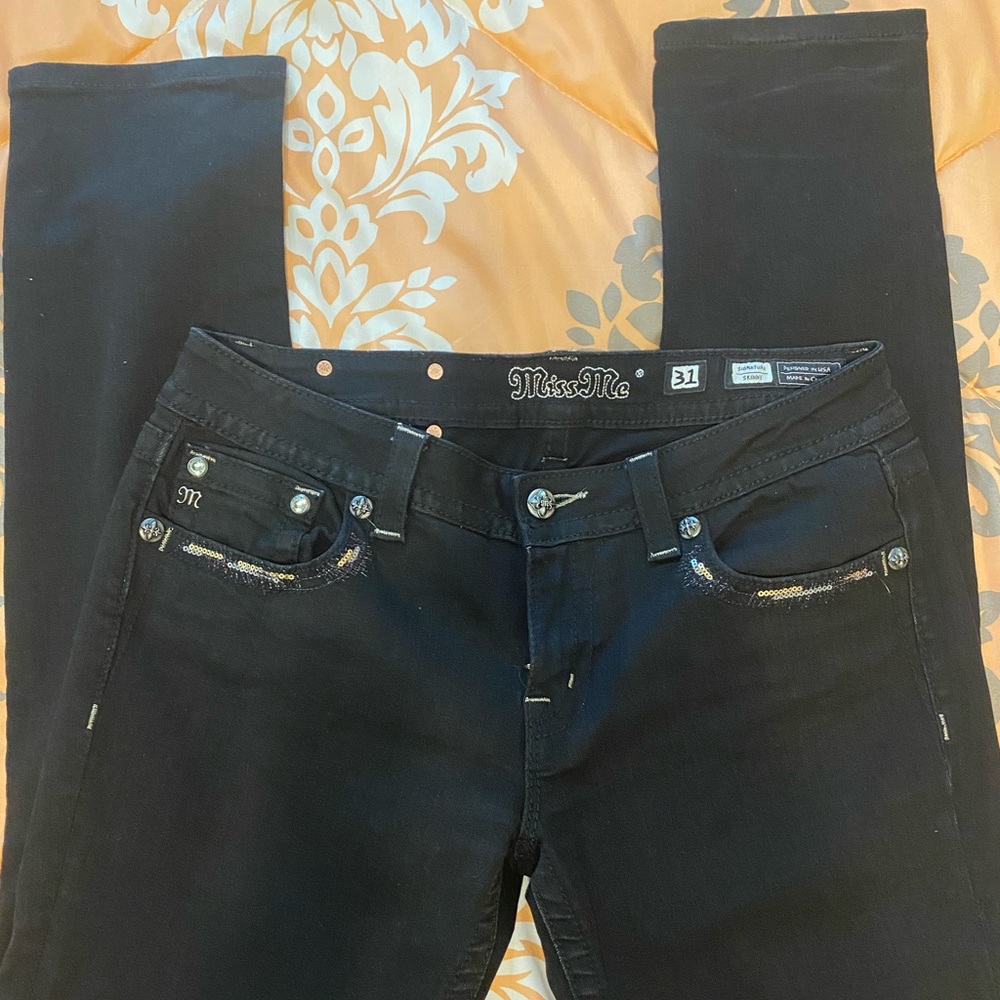 Miss Me Black Jeans signature skinny
